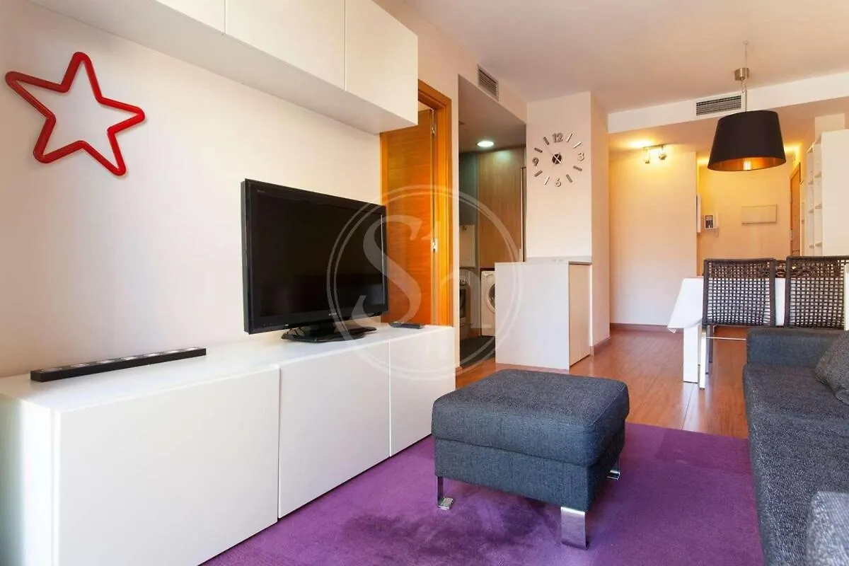 Apartment Near The Beach Pujades Barcelona