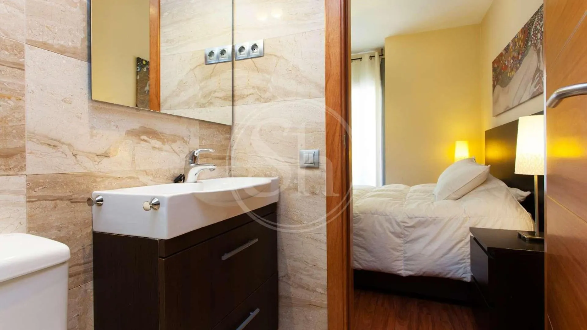 Apartment Near The Beach Pujades Barcelona