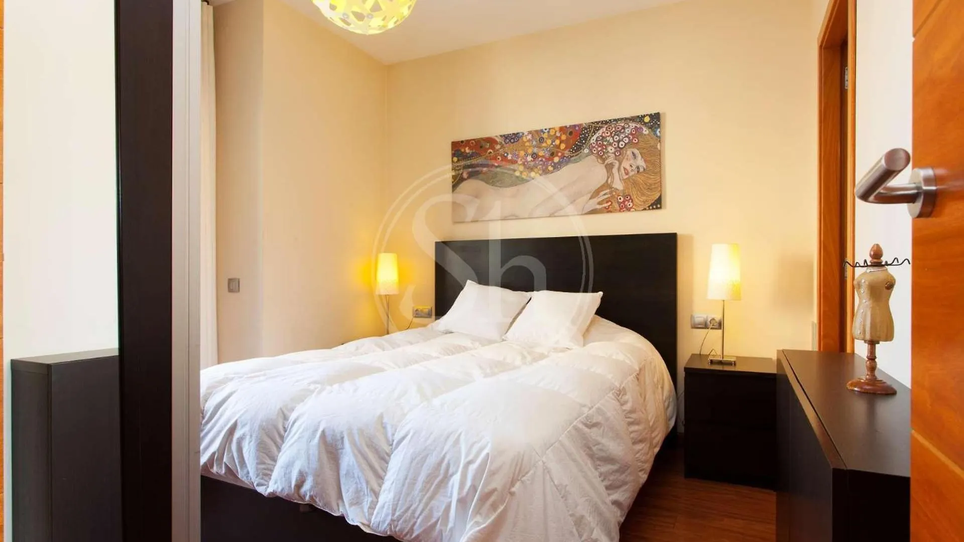 Apartment Near The Beach Pujades Barcelona