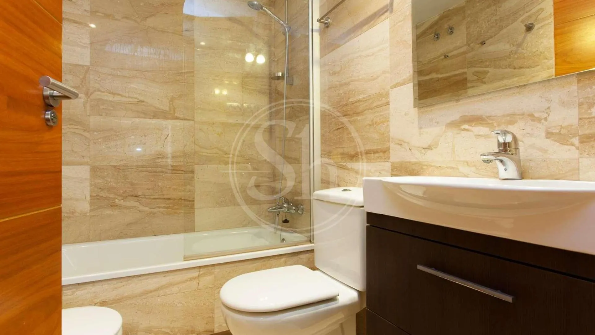 Apartment Near The Beach Pujades Barcelona